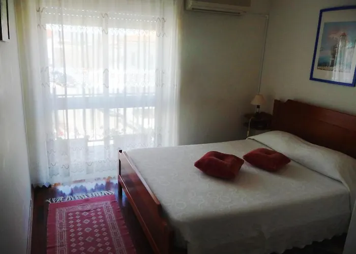 Marazul Pensión Serra d'El-Rei